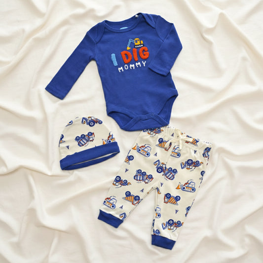 Baby 3pcs Chenille Applique Bodysuit Hat Pants Set