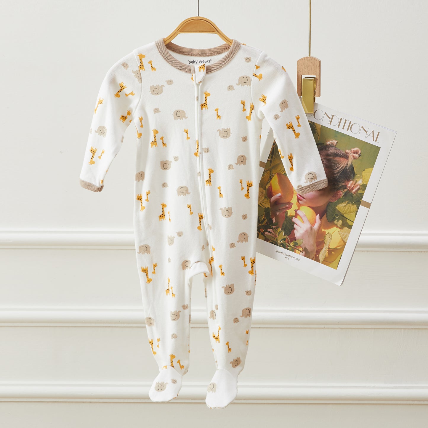 Elephant & Giraffe Pattern Zipper Footie Pajamas Romper